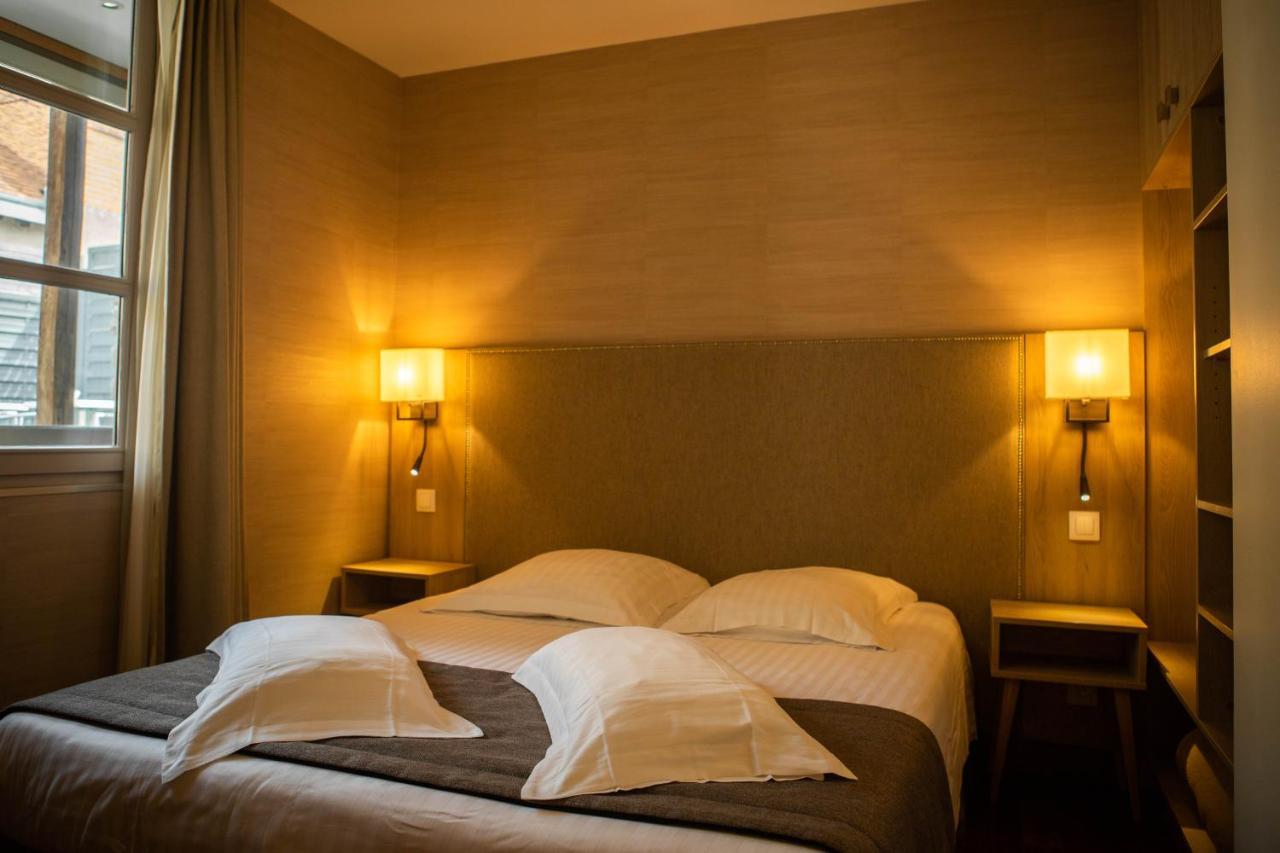 Relais De La Loire Hotel Montlivault ภายนอก รูปภาพ