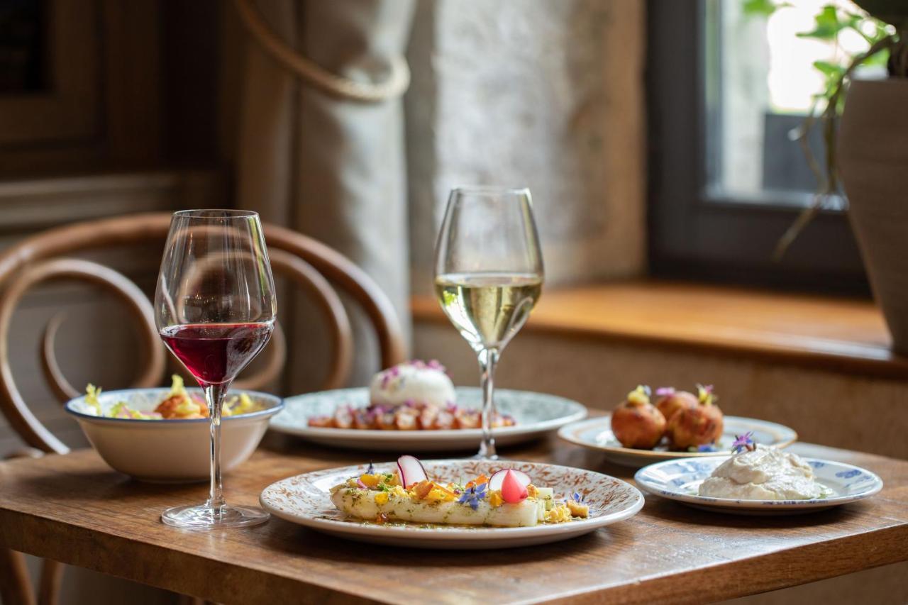 Relais De La Loire Hotel Montlivault ภายนอก รูปภาพ